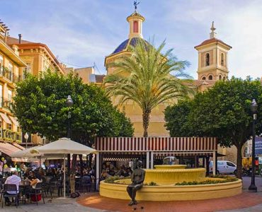 plaza de las flores in Murcia immersion programme ingles y punto