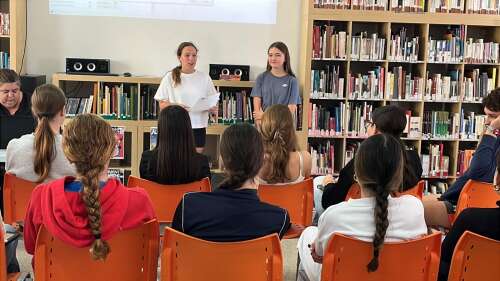 study abroad in Spain Ingles y Punto Programme
