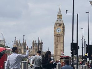 Curso de inglés para jóvenes en Londres y Guildford
