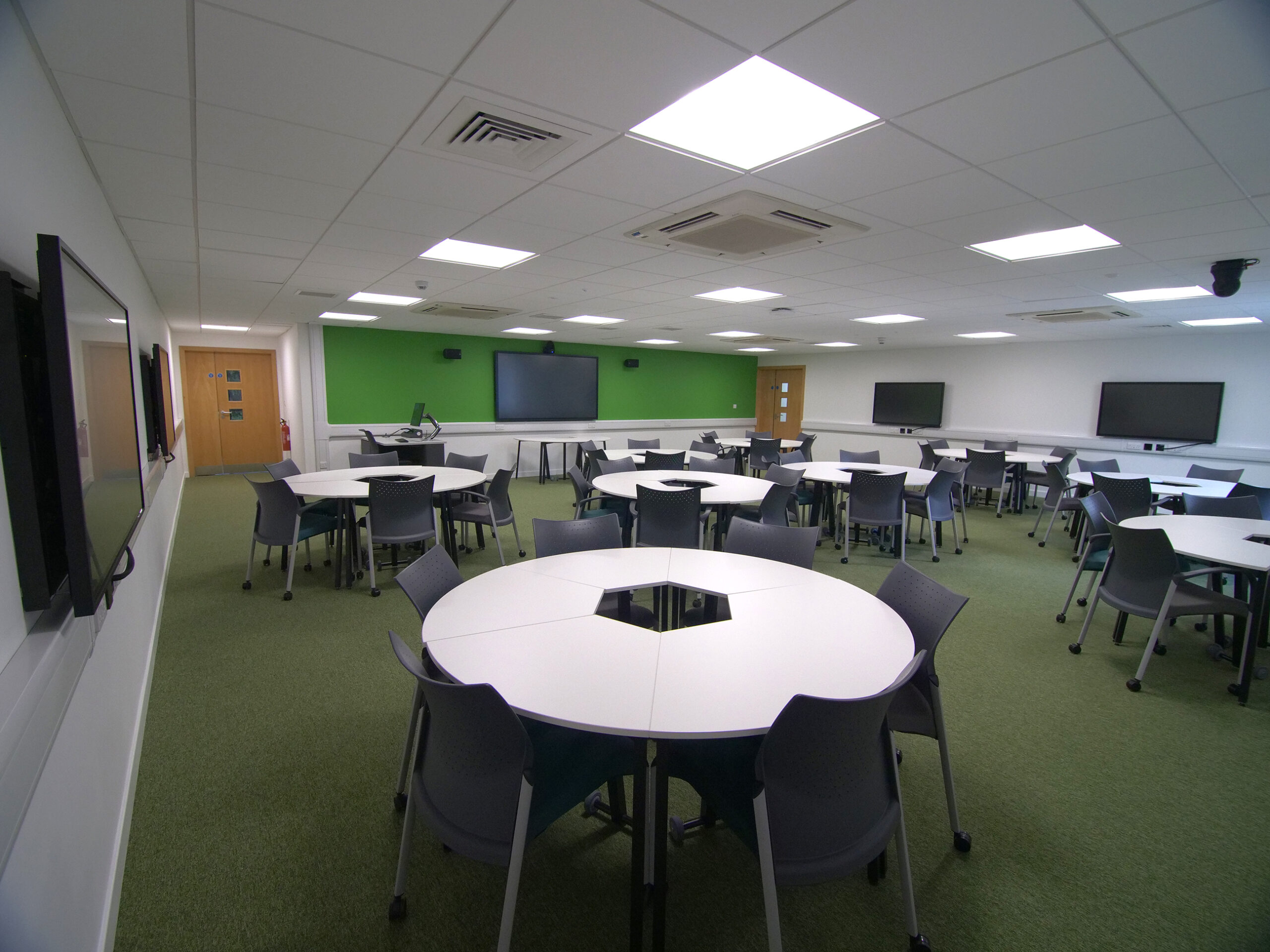 Classroom 3 actividades del Curso de inglés para jóvenes en Escocia